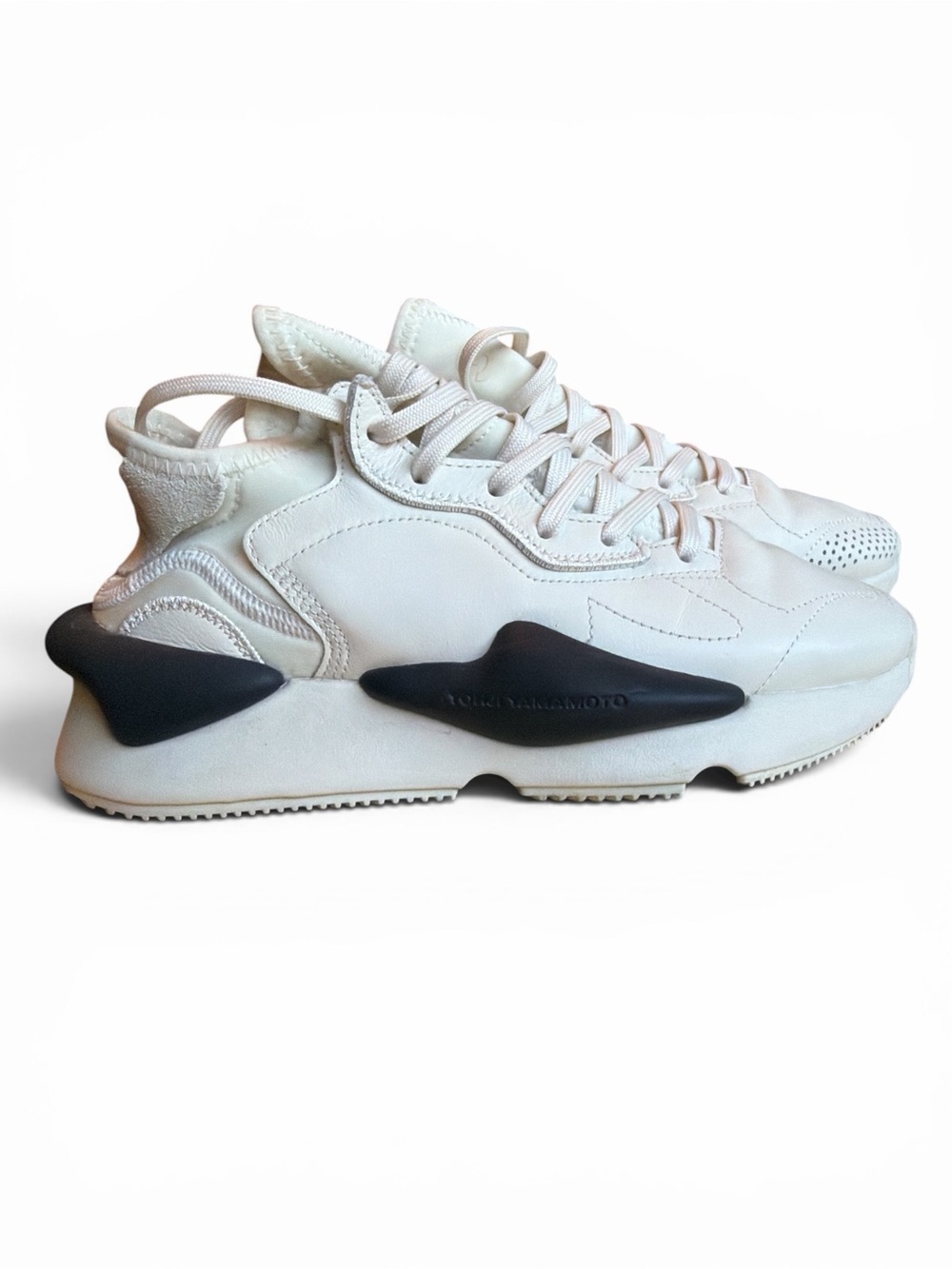 Y-3 / adidas Kaiwa Sneakers in White and Black Men’s 5 1/2